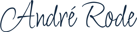 Elegante, handschriftliche Schrift mit dem Namen André Rode
